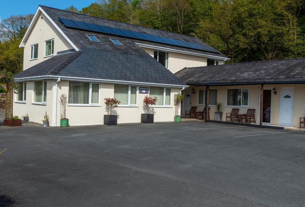 Estuary Lodge Motel B&B Talsarnau Exteriér fotografie
